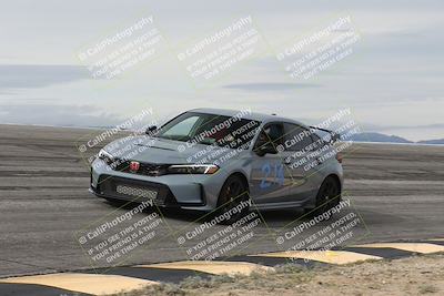 media/Jan-03-2026-SCCA SD (Sat) [[c9b9d14034]]/4-Novice Group/Session 1 Bowl/